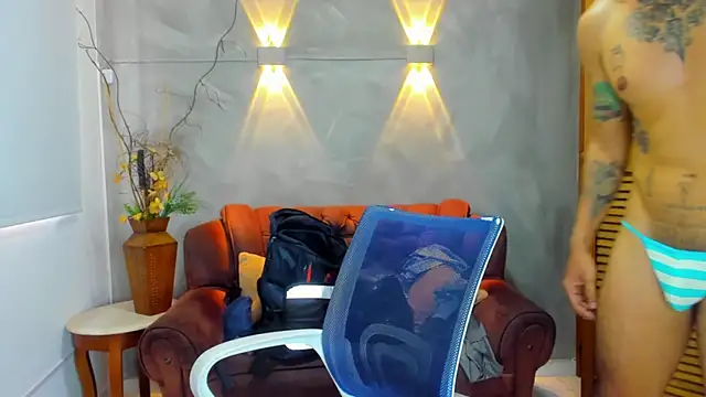 Dylanstonne online show from 3, 12, 2024