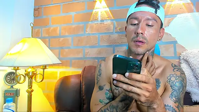 Dylanstonne online show from 1, 3, 2025