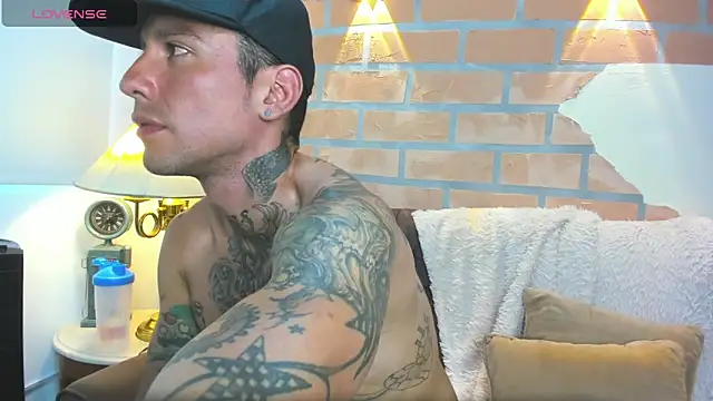 Dylanstonne online show from 7, 3, 2025