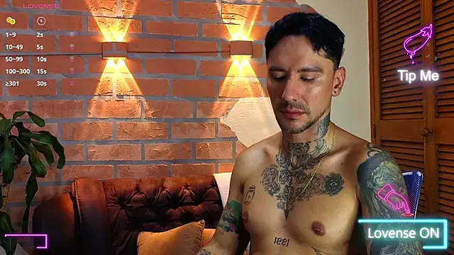 Dylanstonne online show from 30, 10, 2025