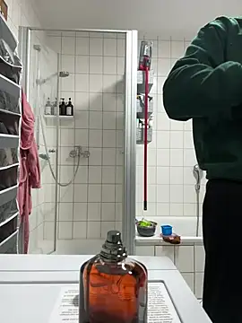 kareem0010 online show from 15, 2, 2025