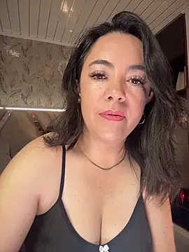 Bella fournier online show from 8, 3, 2026