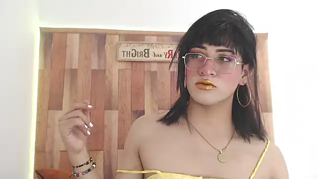 Raven Whisper online show from 28, 12, 2024