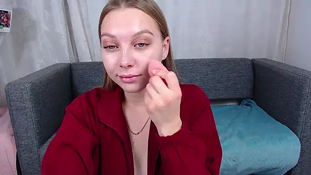 bellaa love  online show from 11, 11, 2025