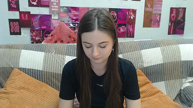 Snapshot of MilanaRoza chatting on 27, 6, 2026 MilanaRoza online show from 27, 6, 2026