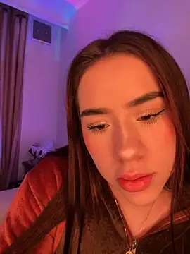 Im Valen Cute online show from 23, 10, 2025