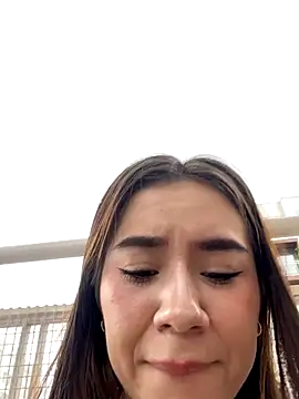 Im Valen Cute online show from 5, 11, 2025