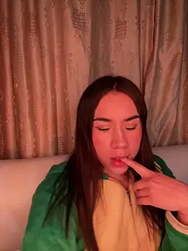 Im Valen Cute online show from 26, 3, 2026