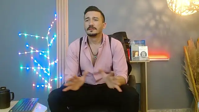 Reiko 85  online show from 2, 2, 2026