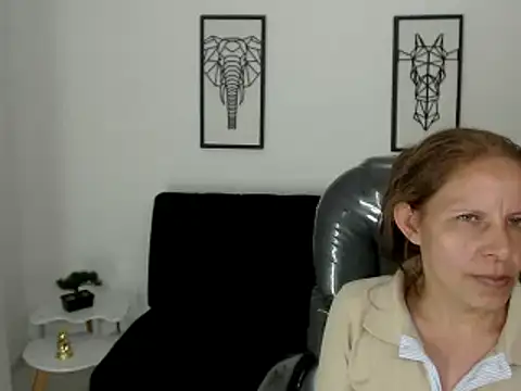 Milf karlye online show from 11, 2, 2025