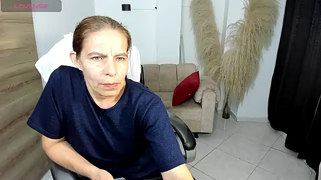 Snapshot of Milf_karlye chatting on 15, 2, 2026 Milf karlye online show from 15, 2, 2026