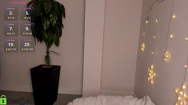 Jennifer Wadee online show from 22, 12, 2025