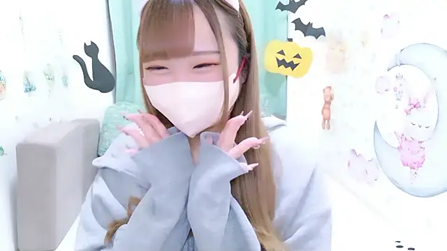 MAIKA pyon online show from 1, 11, 2025