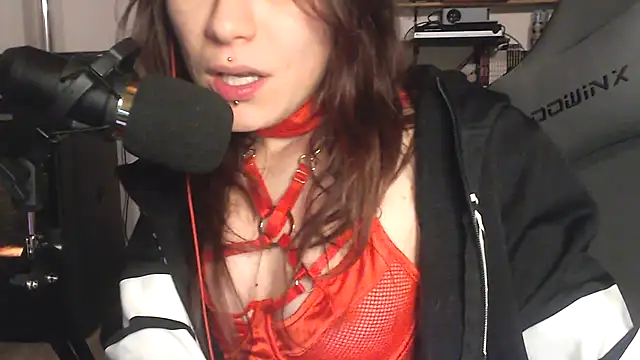 complicata mente online show from 3, 2, 2025