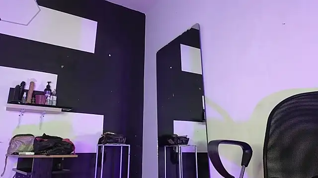 Snapshot of haileycat chatting on 15, 10, 2025 haileycat online show from 15, 10, 2025