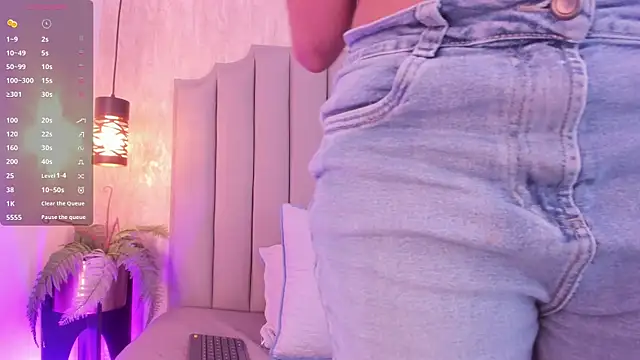 Alahia Baiter online show from 10, 3, 2025