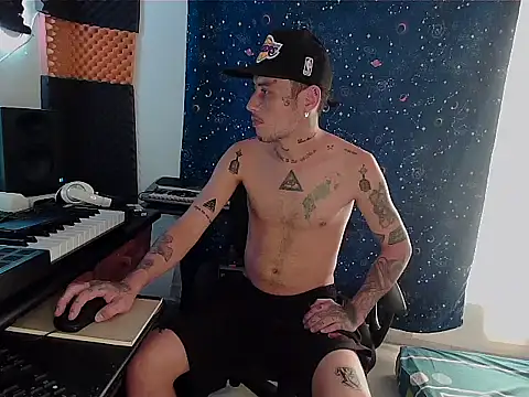 Snapshot of patrik_tattoo_ chatting on 26, 1, 2025 patrik tattoo online show from 26, 1, 2025