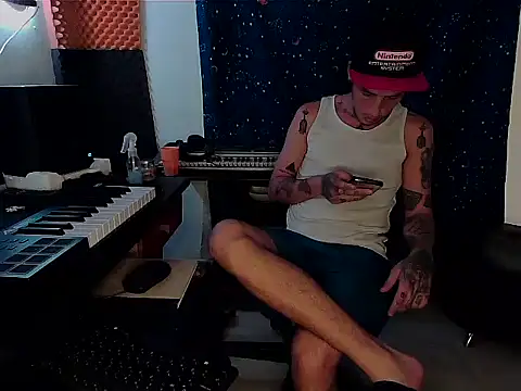 Snapshot of patrik_tattoo_ chatting on 17, 2, 2025 patrik tattoo online show from 17, 2, 2025