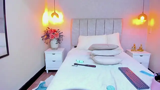 tutu milf online show from 12, 10, 2025