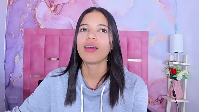 LizzMartin online show from 5, 3, 2025