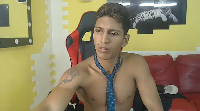 mau elixxx online show from 22, 12, 2024