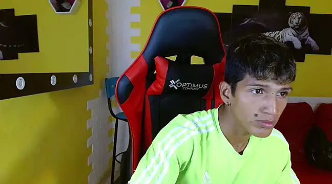 mau elixxx online show from 31, 1, 2025