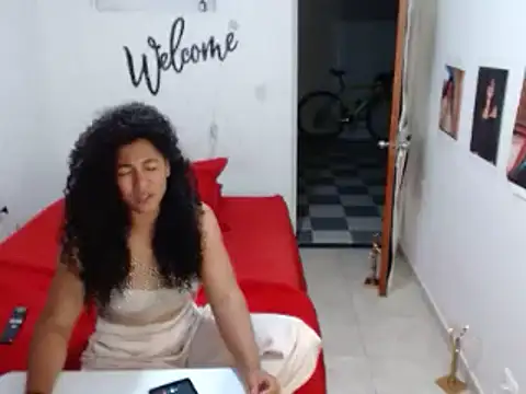 bellacrespalatina online show from 1, 1, 2025