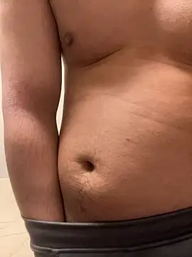 YU-KI00 online show from 19, 12, 2025