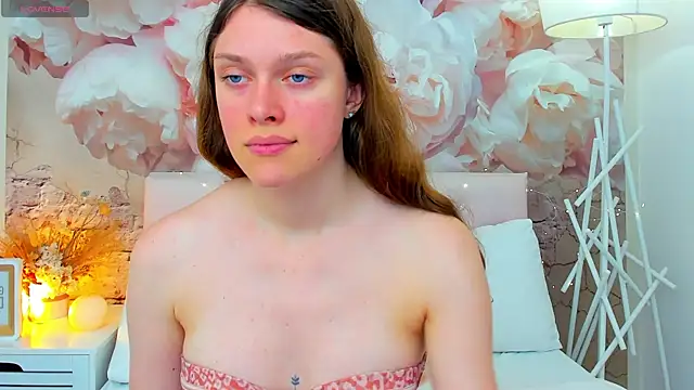 Snapshot of JaneBrowni chatting on 28, 6, 2026 JaneBrowni online show from 28, 6, 2026