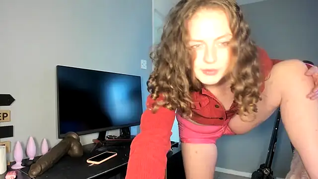 ENGLISHEMILY 69 online show from 4, 3, 2025