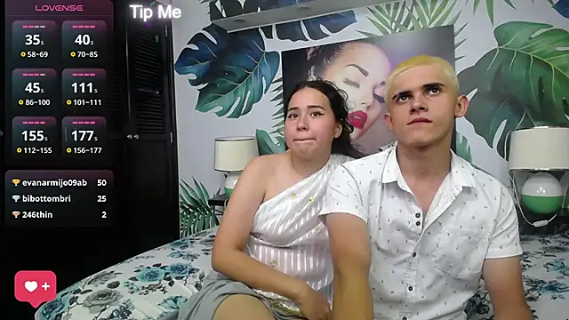 Snapshot of hushaima chatting on 24, 12, 2024 hushaima online show from 24, 12, 2024