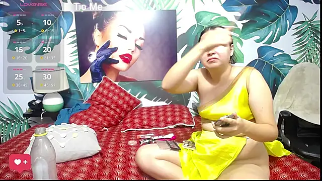 Snapshot of hushaima chatting on 29, 12, 2024 hushaima online show from 29, 12, 2024