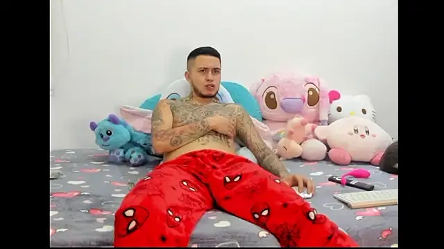 Snapshot of tamy_ian chatting on 8, 2, 2026 tamy ian online show from 8, 2, 2026