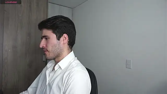 Tony Wylie online show from 4, 2, 2025