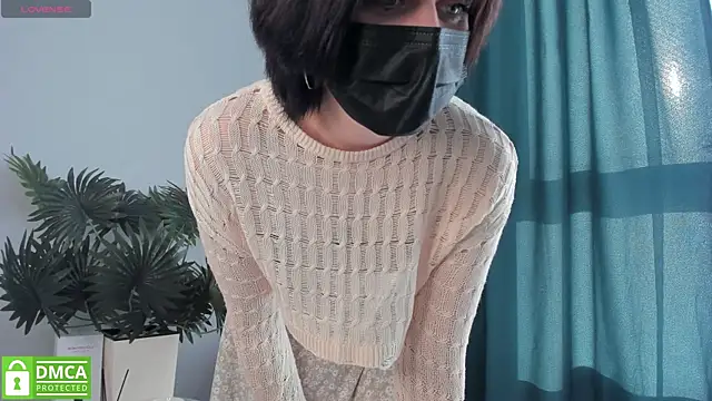 Emmi Flowers online show from 19, 9, 2025