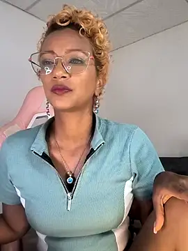 Amaliu  online show from 2, 10, 2025