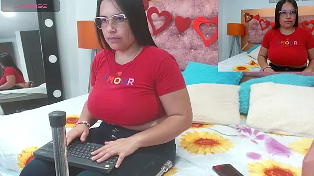 vennuss 89 online show from 4, 3, 2025