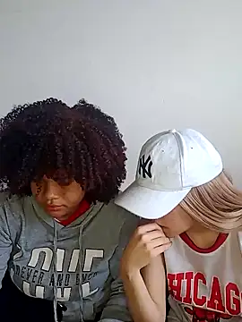 DANIELA MICHEL online show from 10, 12, 2024