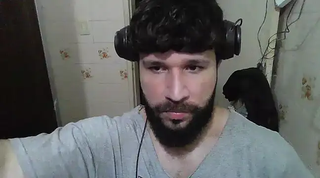 Snapshot of Cauan-t chatting on 3, 1, 2025 Cauan-t online show from 3, 1, 2025