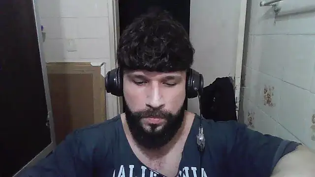 Snapshot of Cauan-t chatting on 3, 3, 2025 Cauan-t online show from 3, 3, 2025