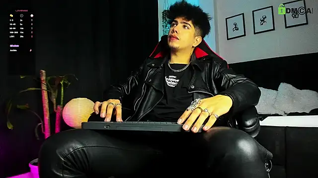 LyleBennett  online show from 30, 6, 2026
