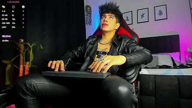 LyleBennett  online show from 28, 7, 2026
