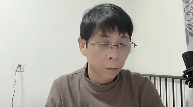 Snapshot of TGH521 chatting on 12, 2, 2025 TGH521 online show from 12, 2, 2025