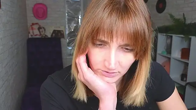 Snapshot of Nika_Kitten chatting on 24, 2, 2026 Nika Kitten online show from 24, 2, 2026