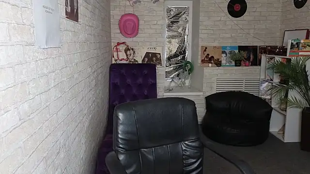 Snapshot of Nika_Kitten chatting on 25, 2, 2026 Nika Kitten online show from 25, 2, 2026