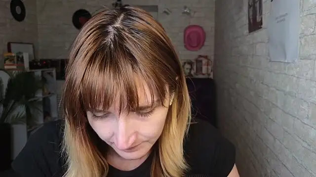 Nika Kitten online show from 20, 4, 2026