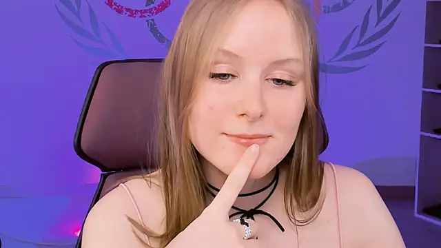 VivienLeeigh online show from 18, 1, 2025