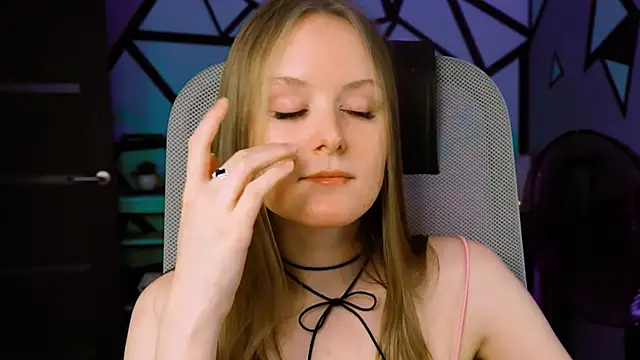 VivienLeeigh online show from 19, 1, 2025