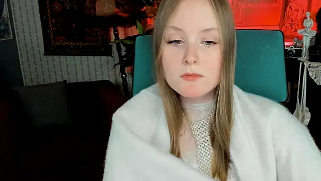 VivienLeeigh online show from 9, 2, 2025