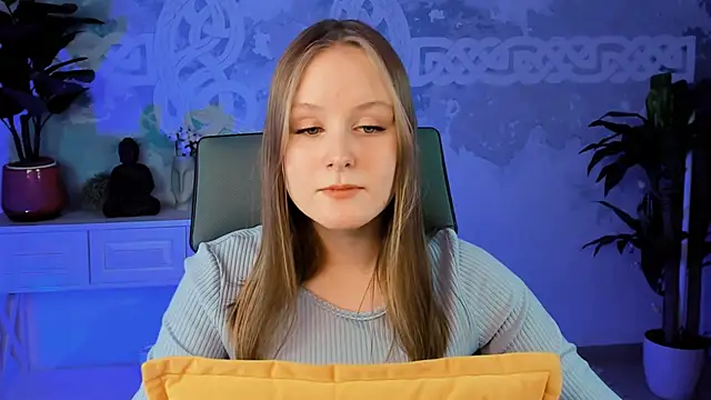 VivienLeeigh online show from 1, 3, 2025